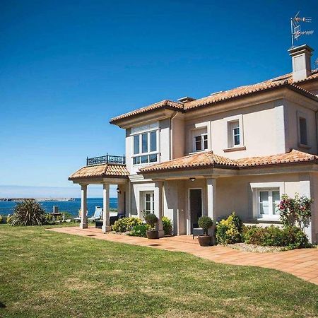 Chalet Pareado Con Jardin En 1ª Linea De Mar Villa Burela Exterior photo