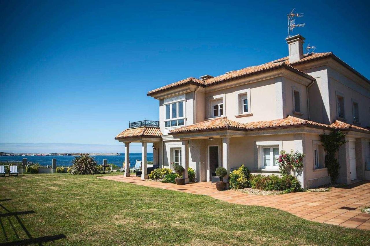 Chalet Pareado Con Jardin En 1ª Linea De Mar Villa Burela Exterior photo